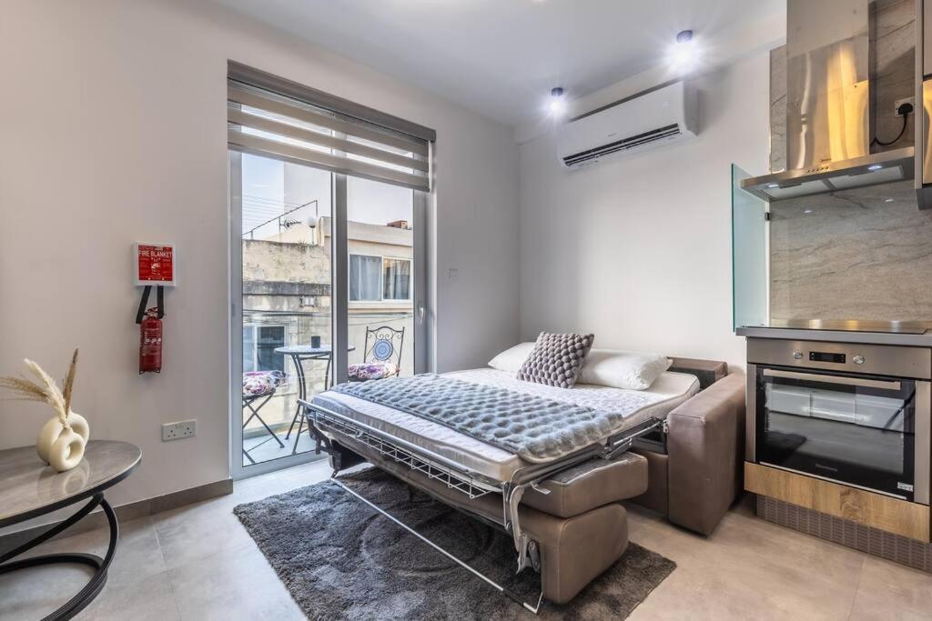 Nocturnal Elegance Apartment By Solea Sliema Exteriér fotografie